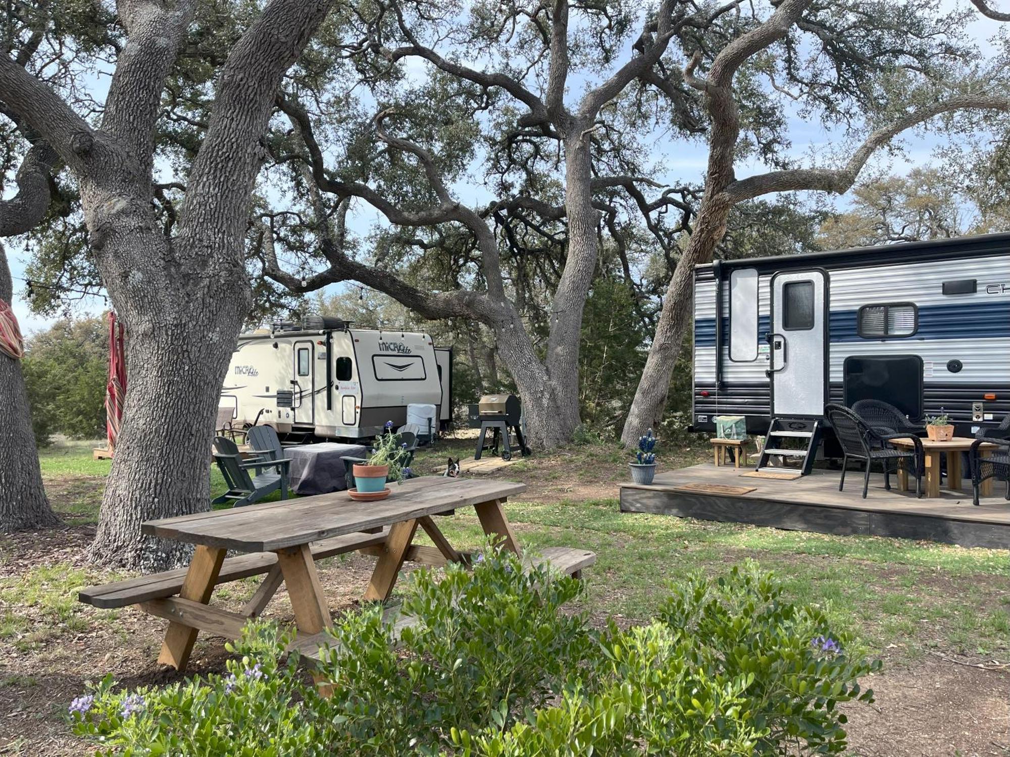 The Alexander At Creek Road Hotel Dripping Springs Bagian luar foto